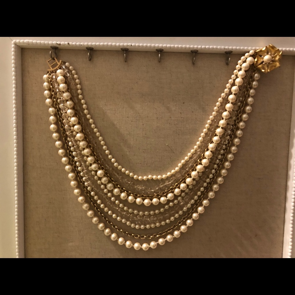 Stella & Dot Necklace Faux Pearl